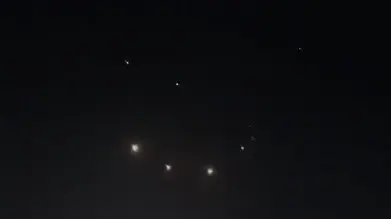 הדי פיצוצים ויירוטים מעל הר הבית בעקבות המתקפה האיראנית 14 באפריל 2024 הדי פיצוצים ויירוטים מעל הר הבית בעקבות המתקפה האיראנית 14 באפריל 2024