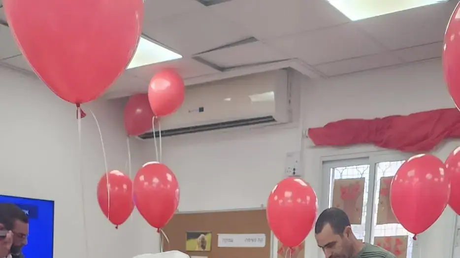 ניסים ובנו אושרי