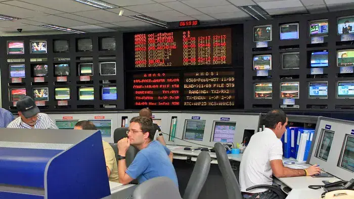 ציון שגיב מנהל פרויקט עמוס 3 במפעל מבת תע'ש ציון שגיב מנהל פרויקט עמוס 3 במפעל מבת תע'ש