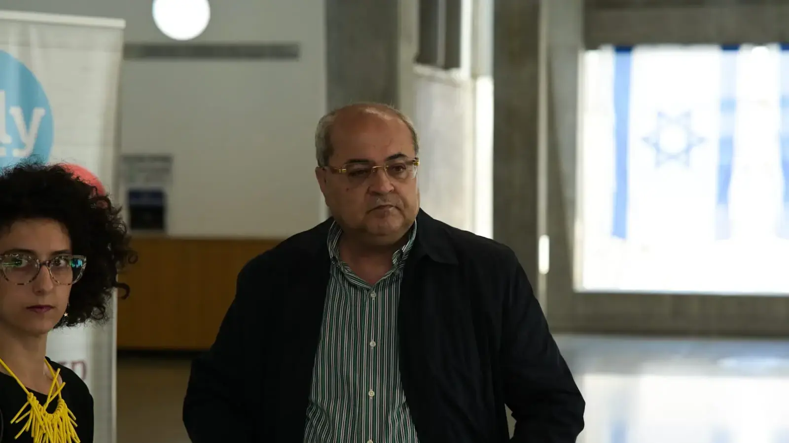 אחמד טיבי בדיון הארכת מעצר לשוטר שירה ביעקוב טוחי, בימ"ש השלום תל אביב, 21 באפריל 2024 אחמד טיבי בדיון הארכת מעצר לשוטר שירה ביעקוב טוחי, בימ"ש השלום תל אביב, 21 באפריל 2024