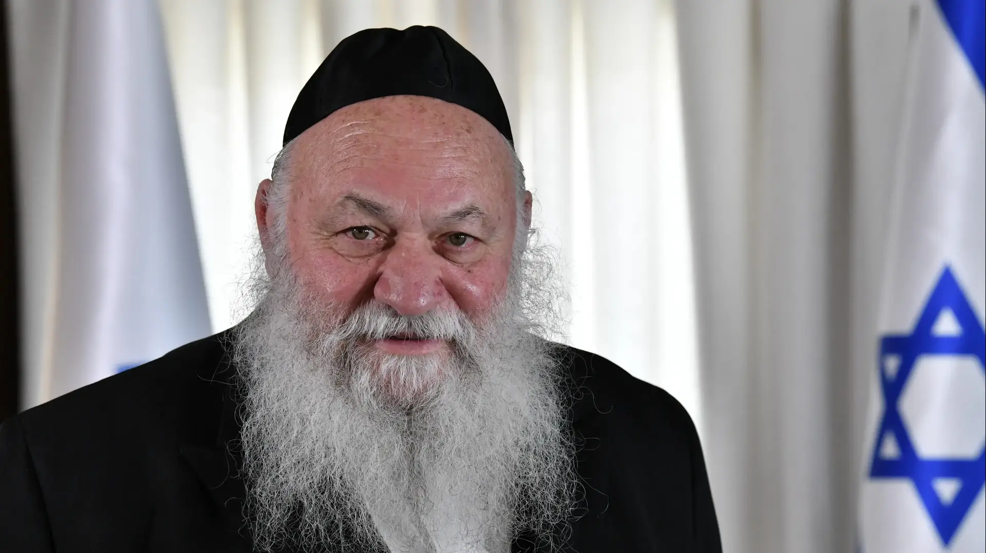 יצחק גולדקנופף יצחק גולדקנופף