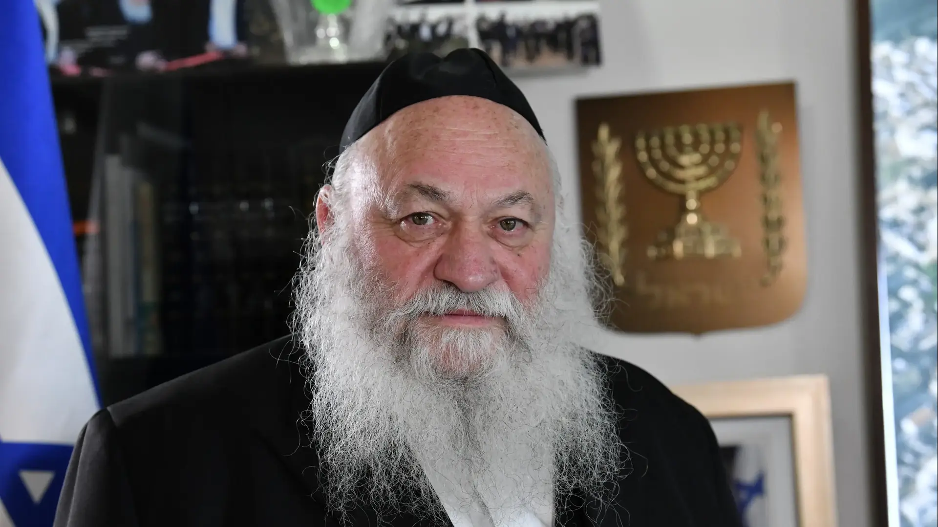 יצחק גולדקנופף יצחק גולדקנופף