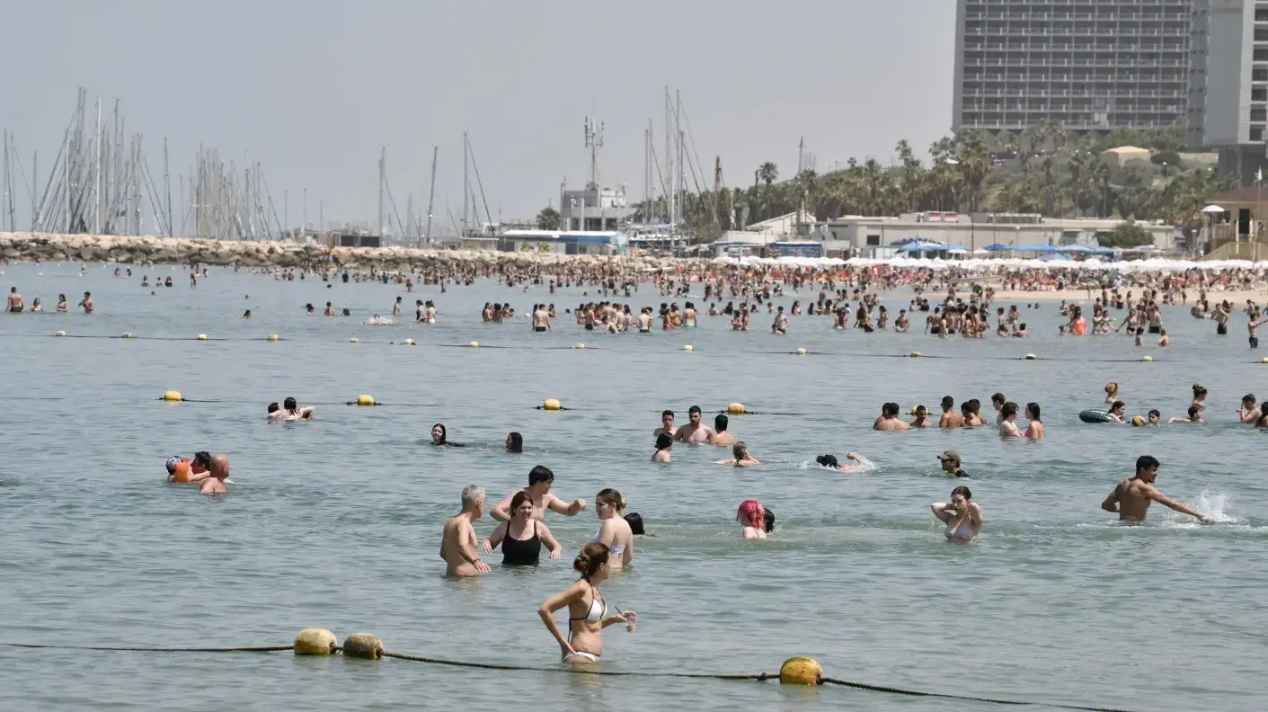 שרב באיזור גוש דן 24 באפריל 2024 שרב באיזור גוש דן 24 באפריל 2024