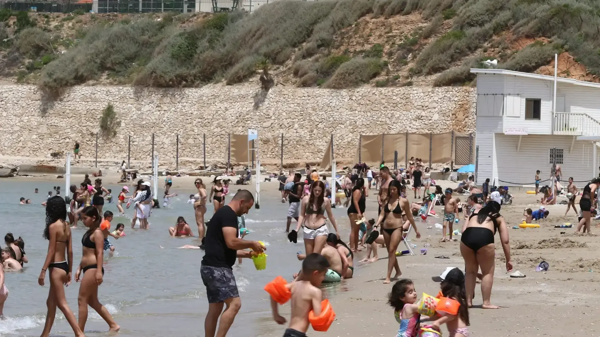 חוף גבעתי אולגה, 24 באפריל 2024 חוף גבעתי אולגה, 24 באפריל 2024
