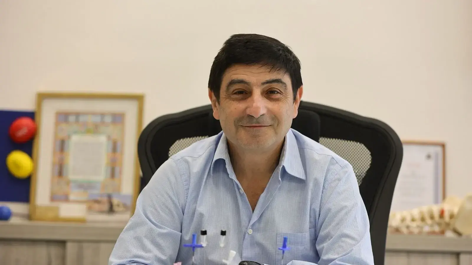 ד"ר סילביו בריל, מנהל המכון לטיפול בכאב במרכז הרפואי איכילוב בתל אביב ד"ר סילביו בריל, מנהל המכון לטיפול בכאב במרכז הרפואי איכילוב בתל אביב