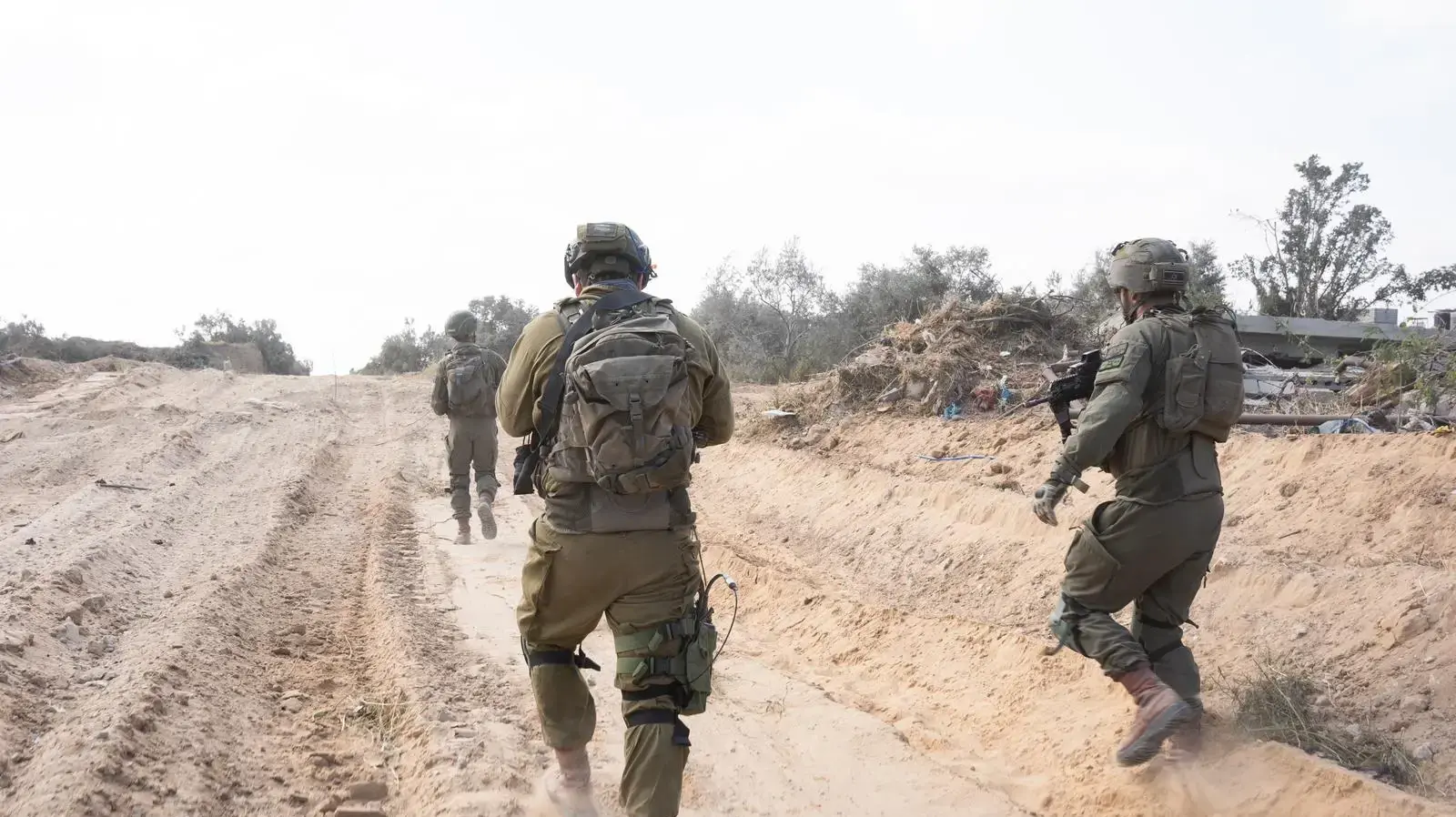 תיעוד: אוגדה 162 במרחב מסדרון מרכז הרצועה - רגע לפני היציאה מעזה תיעוד: אוגדה 162 במרחב מסדרון מרכז הרצועה - רגע לפני היציאה מעזה