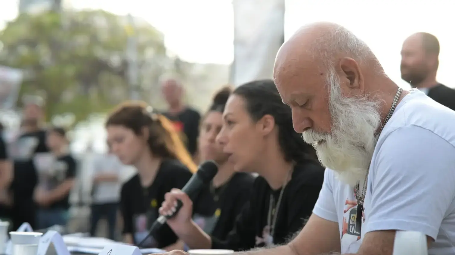 בני משפחות של עמרי מירן ושל קית' סיגל, חטופים בשבי חמאס, 29 באפריל 2024 בני משפחות של עמרי מירן ושל קית' סיגל, חטופים בשבי חמאס, 29 באפריל 2024