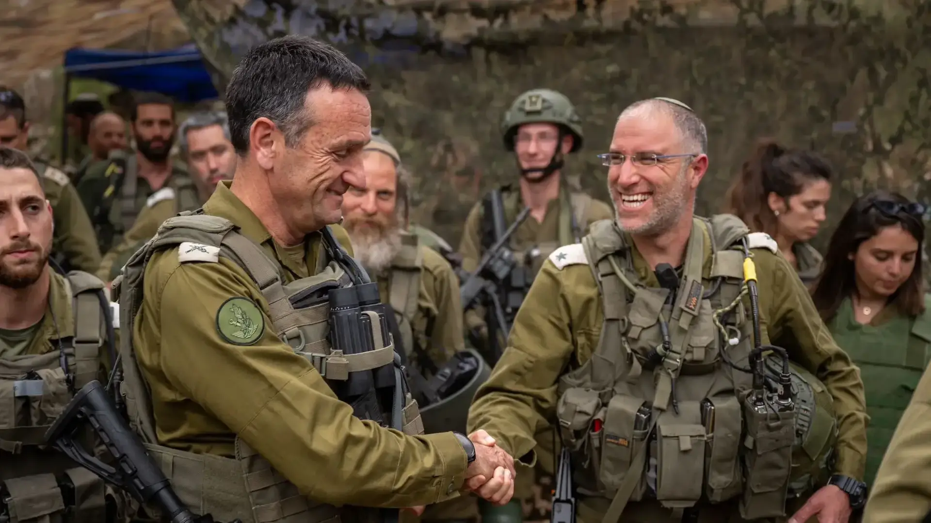 הרמטכ״ל פגש לוחמי מילואים בגבול לבנון 1.5.24 הרמטכ״ל פגש לוחמי מילואים בגבול לבנון 1.5.24