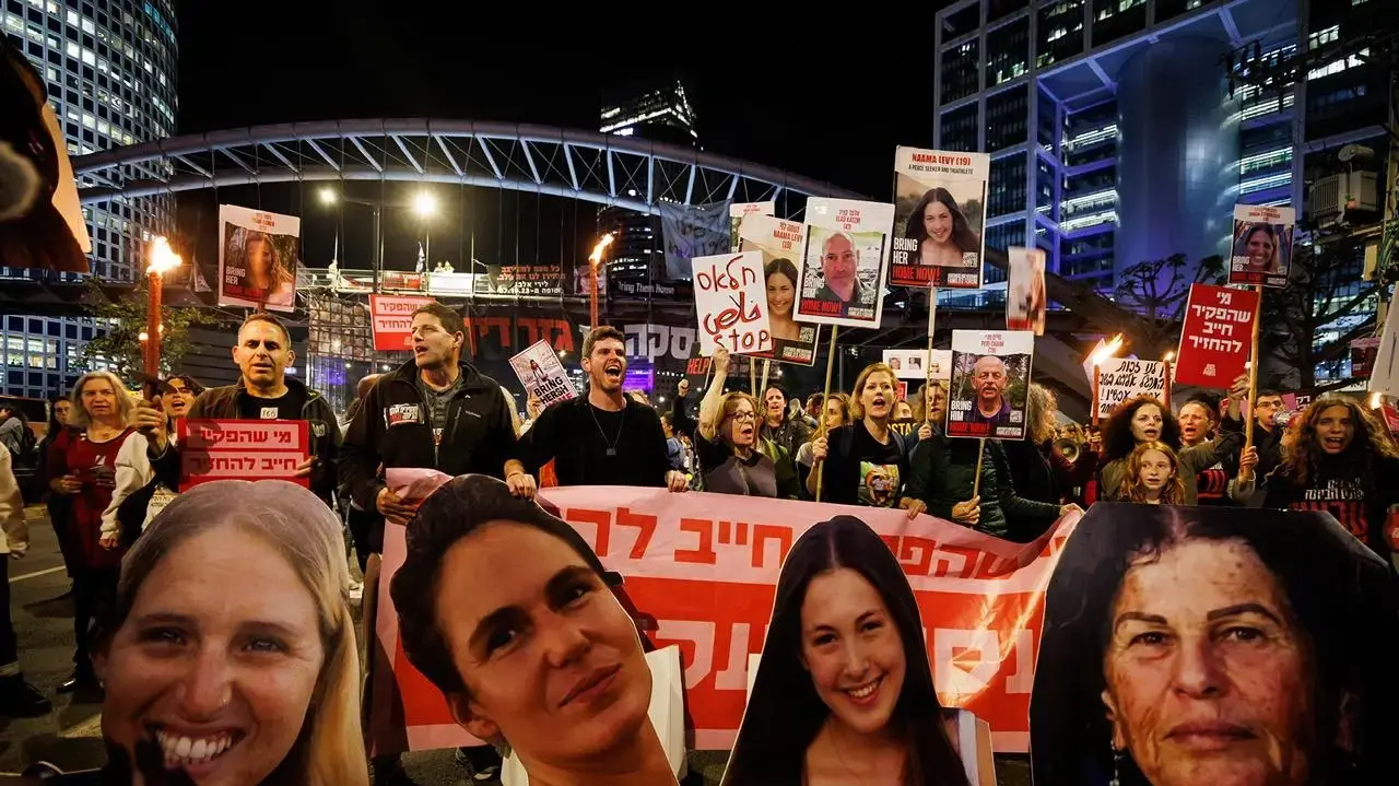 צילום של זיו קורן מתוך התערוכה "שבעה באוקטובר" צילום של זיו קורן מתוך התערוכה "שבעה באוקטובר"