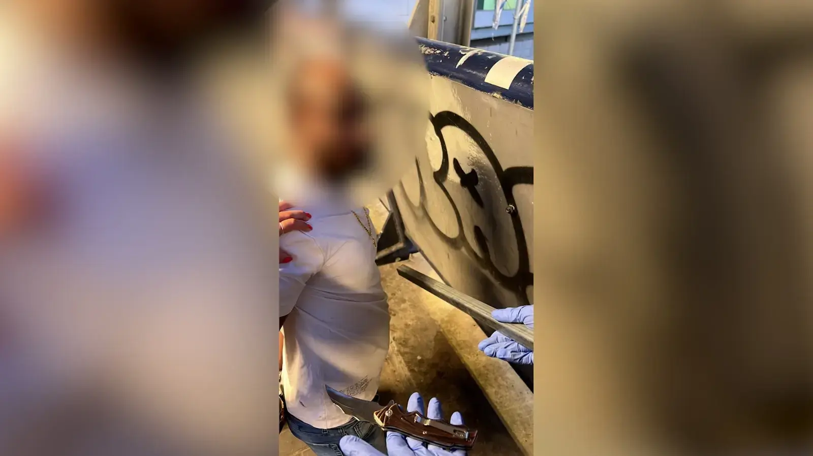 נתינים זרים מאריתריאה שנעצרו בחשד לתקיפה לצד כלי התקיפה, נתינים זרים מאריתריאה שנעצרו בחשד לתקיפה לצד כלי התקיפה,