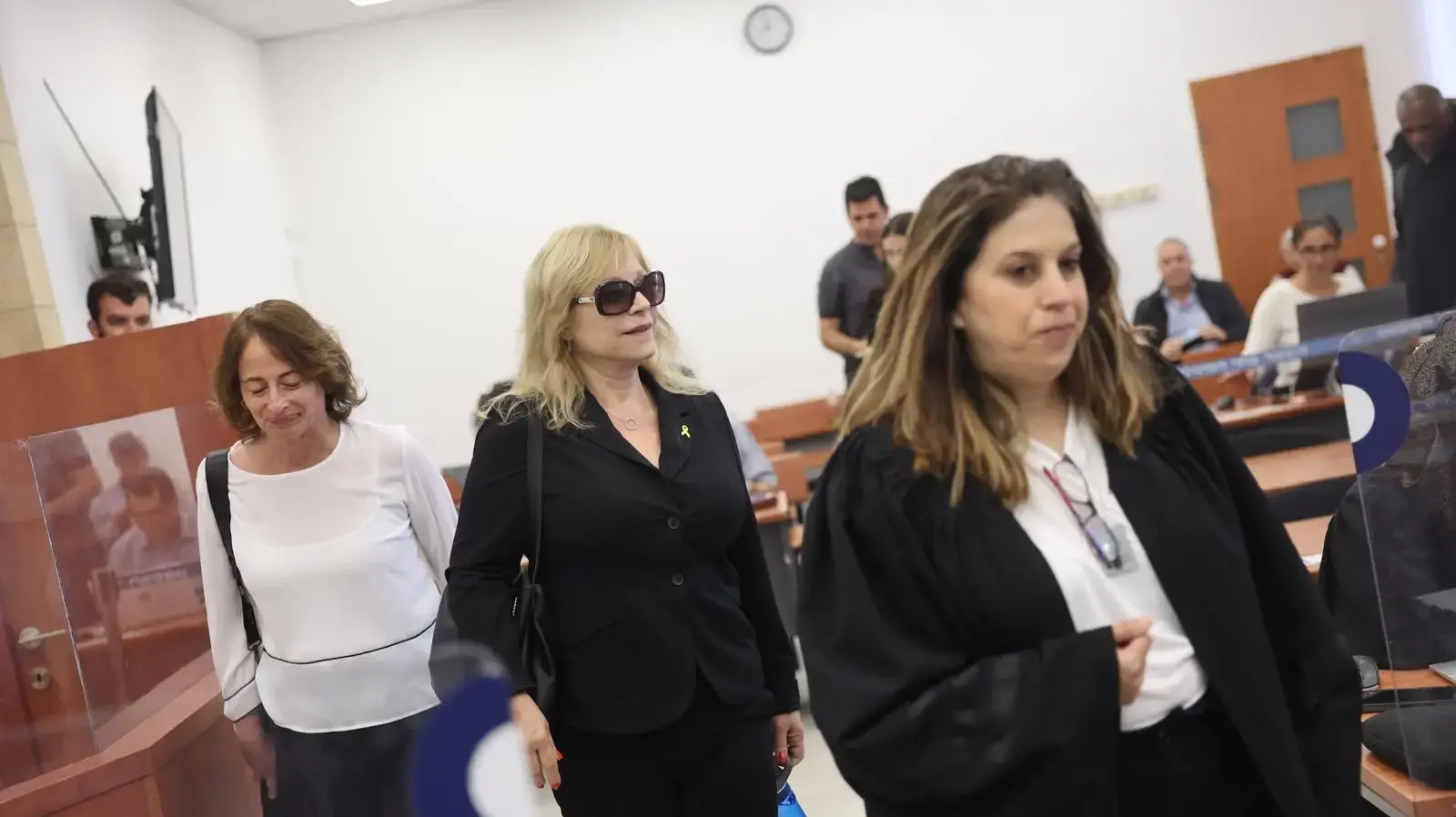שלומית ברנע פרגו, היועצת המשפטית למשרד רה״מ,מעידה במשפט תיקי נתניהו, בימ"ש מחוזי ירושלים, 8 במאי 2024 שלומית ברנע פרגו, היועצת המשפטית למשרד רה״מ,מעידה במשפט תיקי נתניהו, בימ"ש מחוזי ירושלים, 8 במאי 2024