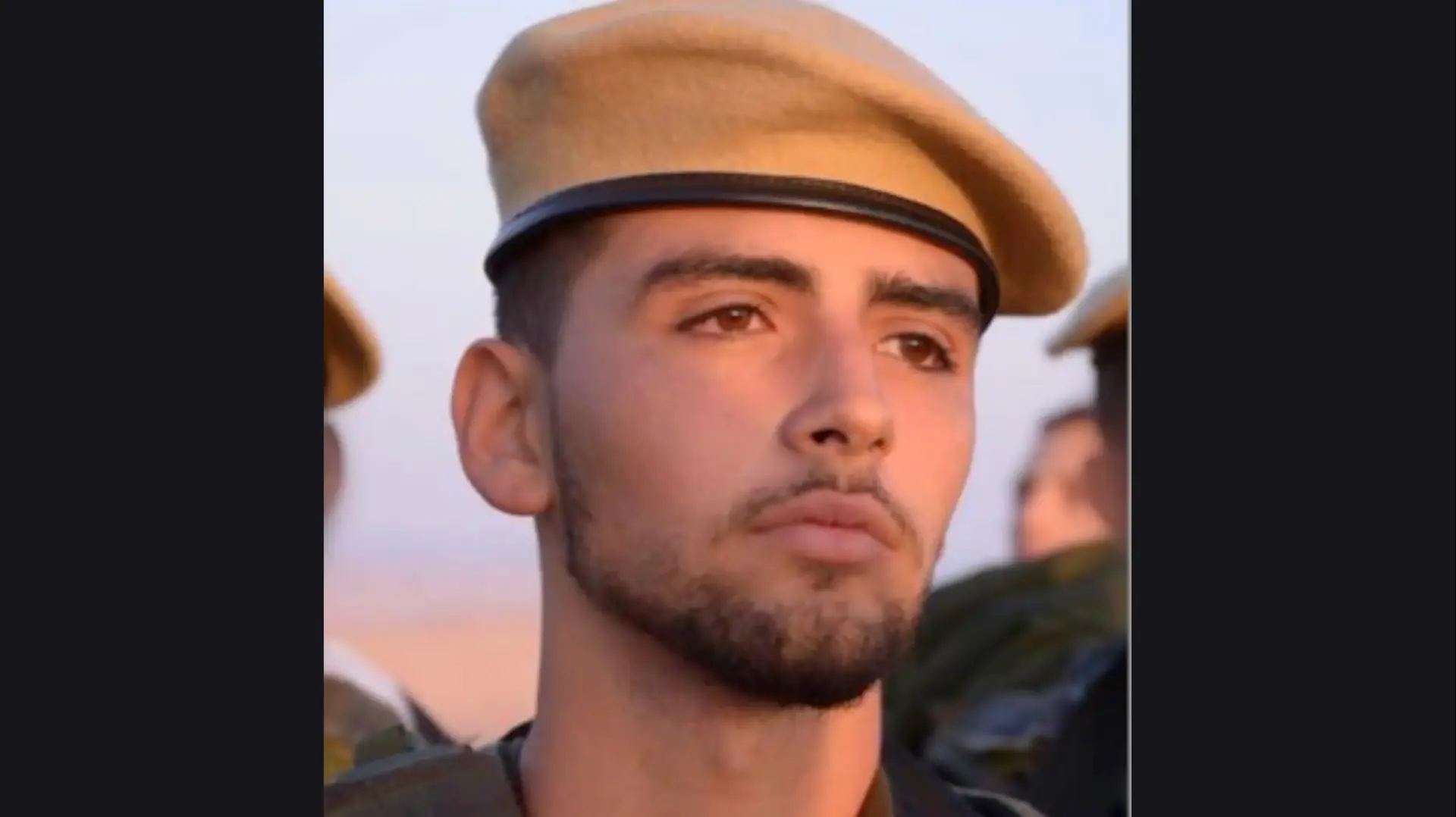 סמ"ר חיים סבח בן 20, מחולון, לוחם בגדוד 869, עוצבת הגליל (91), נפל במהלך פעילות מבצעית בצפון הארץ. סמ"ר חיים סבח בן 20, מחולון, לוחם בגדוד 869, עוצבת הגליל (91), נפל במהלך פעילות מבצעית בצפון הארץ.