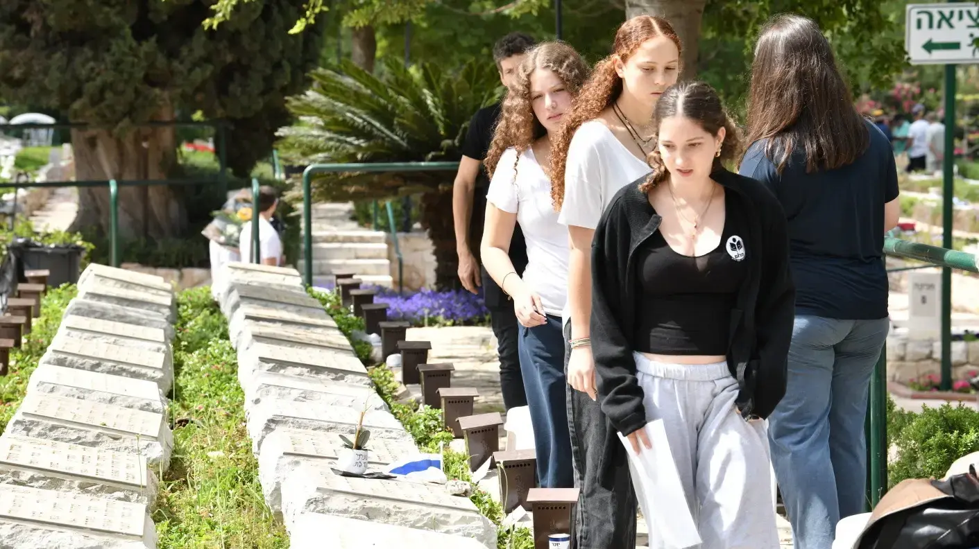 החלקה הצבאית בבית העלמין קרית שאול, ערב יום הזיכרון תשפ"ד, 12 במאי 2024