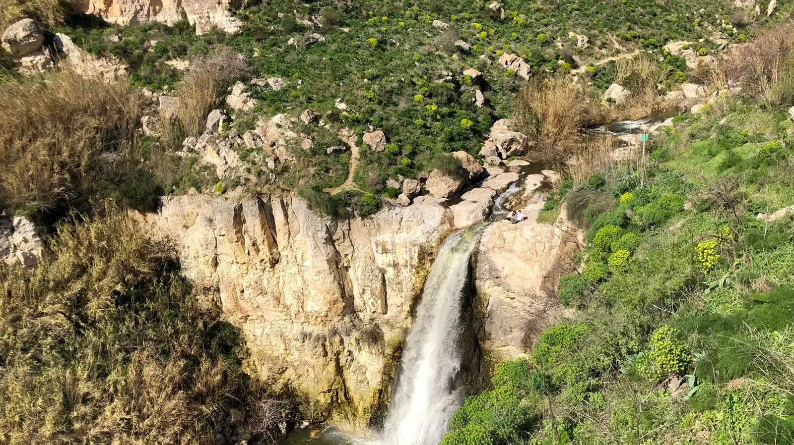 המפל הלבן בשמורת טבע נחל אל על 