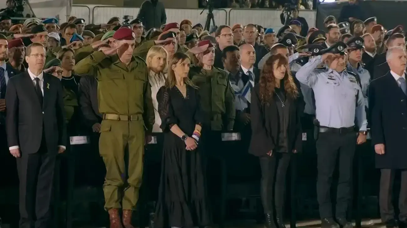 הרצי הלוי, בוז'י הרצוג, בטקס ממלכת הדלקת נר זכרון בכותל הרצי הלוי, בוז'י הרצוג, בטקס ממלכת הדלקת נר זכרון בכותל