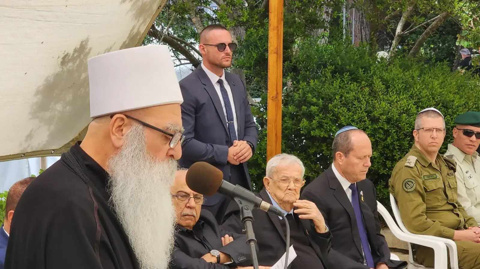 שייח' מוואפק טריף, טקס יום הזיכרון לחללי צה"ל, בית העלמין עוספיא, 13 במאי 2024 שייח' מוואפק טריף, טקס יום הזיכרון לחללי צה"ל, בית העלמין עוספיא, 13 במאי 2024