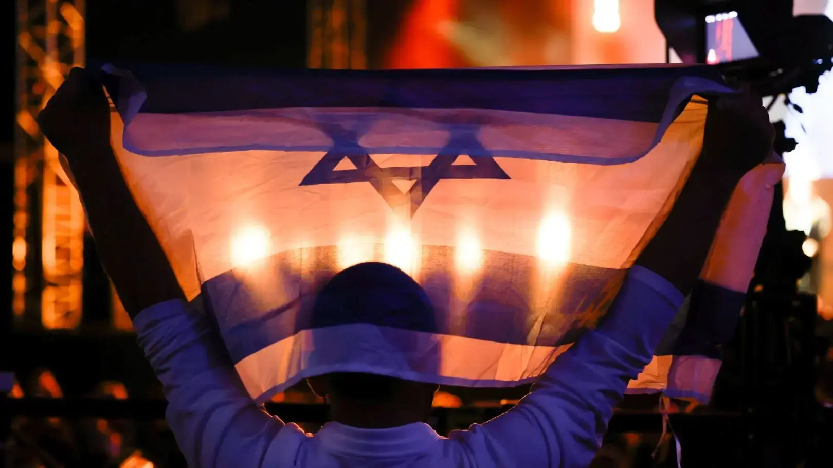 טקס כיבוי המשואות בשוני13 במאי 2024 טקס כיבוי המשואות בשוני13 במאי 2024