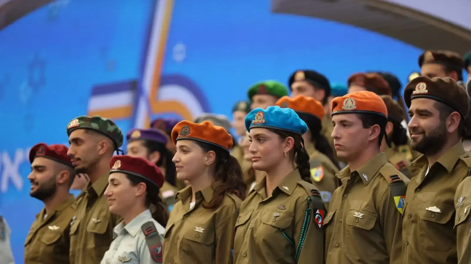 הרצוג נשיא המדינה פותח את טקס החיילים המצטיינים לציון יום העצמאות ה-76 של מדינת ישראל