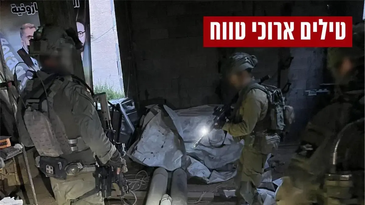 טילים ארוכי טווח שאותרו במחרטה באזור ג'באליה שבצפון רצועת עזה, 18 במאי 2024 טילים ארוכי טווח שאותרו במחרטה באזור ג'באליה שבצפון רצועת עזה, 18 במאי 2024