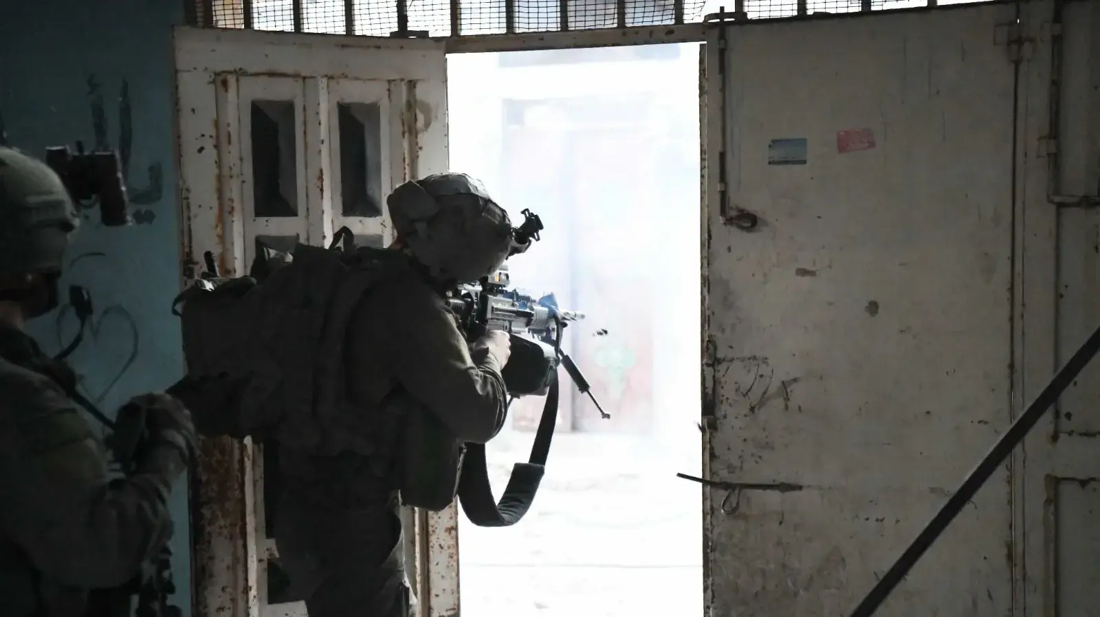 תיעוד מפעילות גדוד 52 במרחב רפיח, 18 במאי 2024 תיעוד מפעילות גדוד 52 במרחב רפיח, 18 במאי 2024