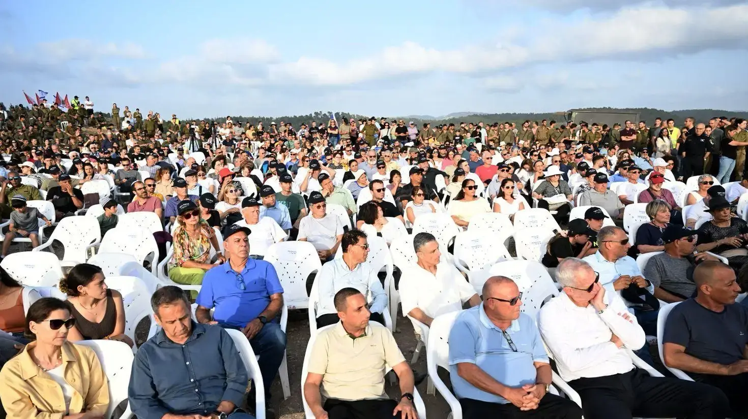 חניכת "גבעת רועי" על שמו של אל"מ רועי לוי ז"ל שנהרג בקרב עם מחבלים בקיבוץ רעים חניכת "גבעת רועי" על שמו של אל"מ רועי לוי ז"ל שנהרג בקרב עם מחבלים בקיבוץ רעים