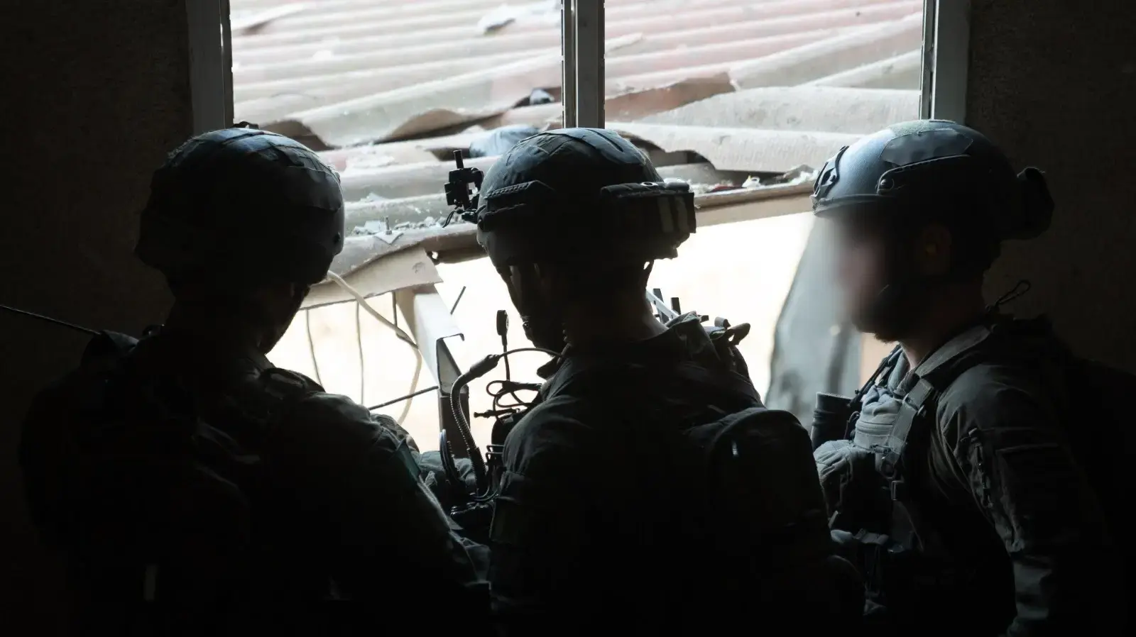 פעילות לוחמי צה"ל במזרח רפיח שבדרום רצועת עזה פעילות לוחמי צה"ל במזרח רפיח שבדרום רצועת עזה