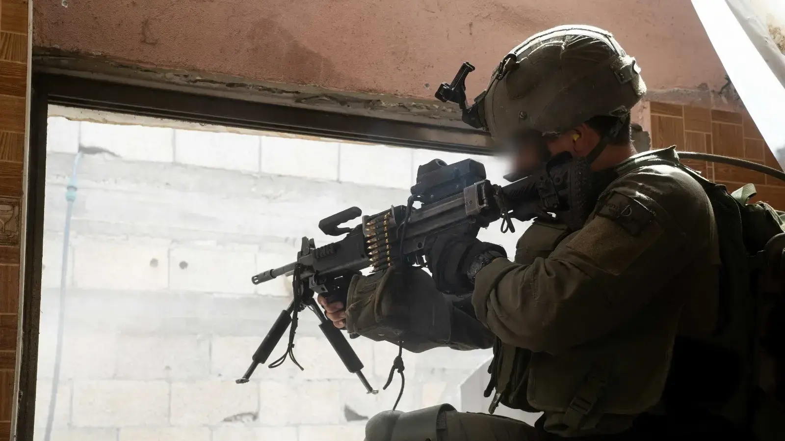 פעילות לוחמי צה"ל במזרח רפיח שבדרום רצועת עזה פעילות לוחמי צה"ל במזרח רפיח שבדרום רצועת עזה