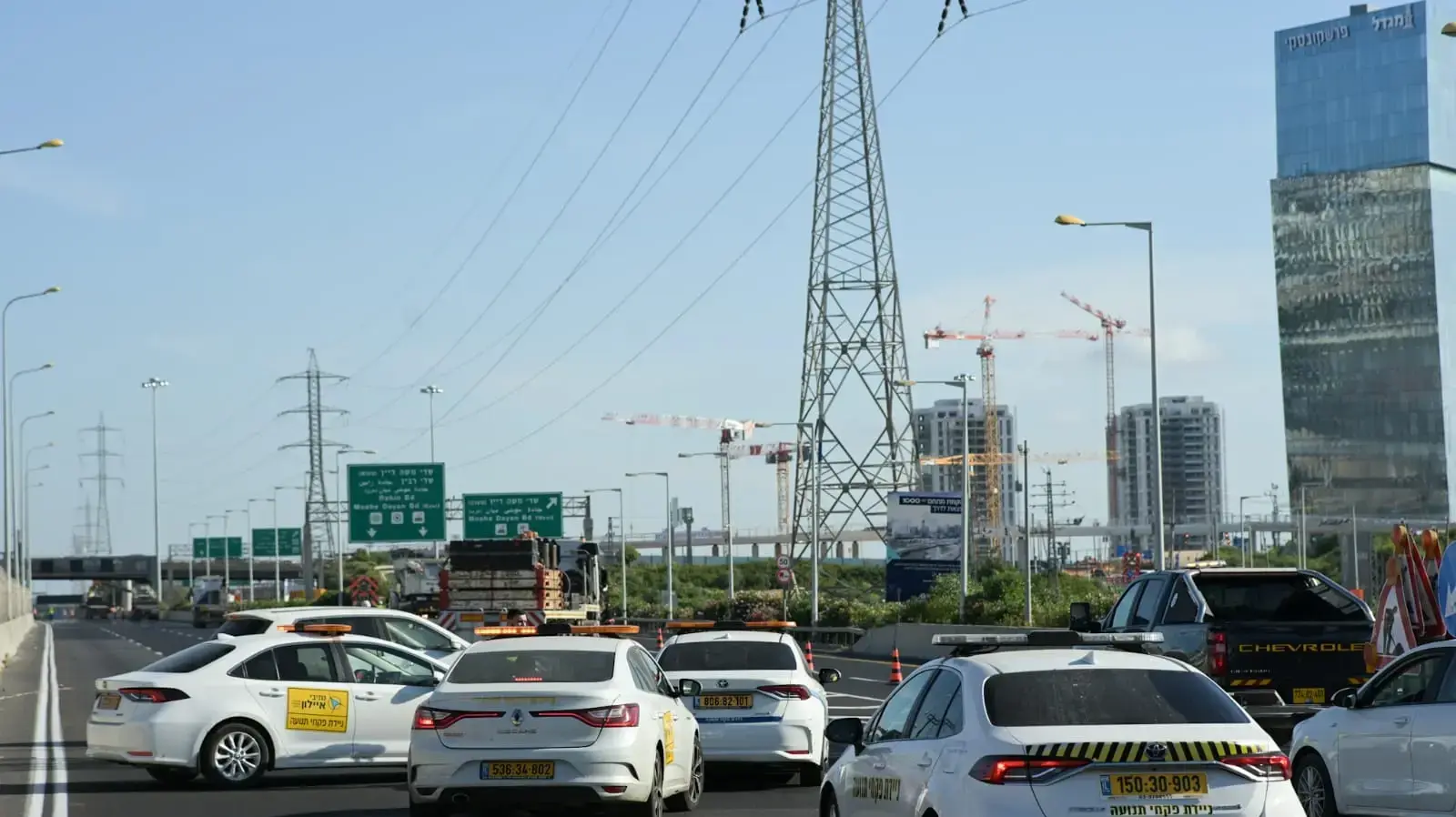 חסימת כביש בשל עבודות להקמת גשר האלף, מחלף משה דיין, נתיבי איילון דרום,30 במאי 2024 חסימת כביש בשל עבודות להקמת גשר האלף, מחלף משה דיין, נתיבי איילון דרום,30 במאי 2024