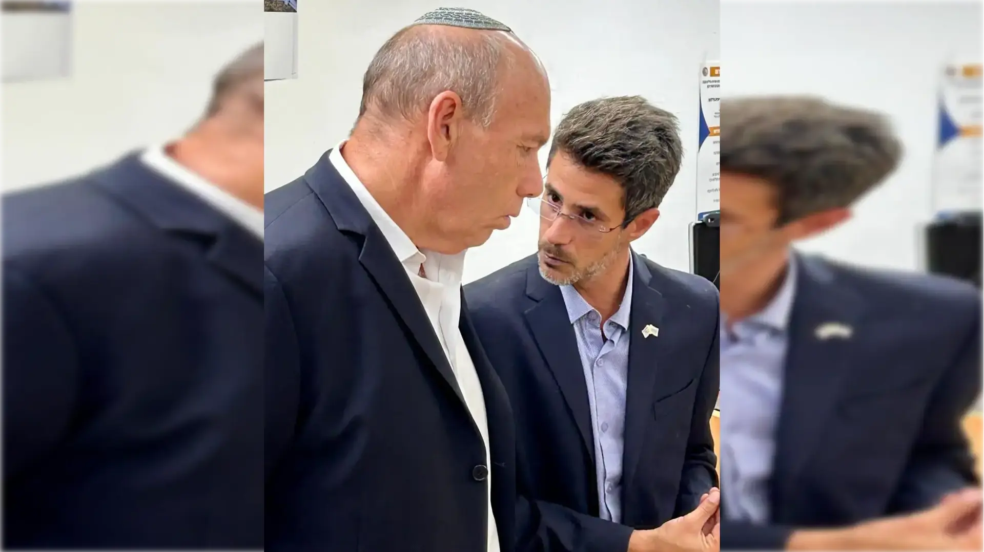 מבקר המדינה מתניהו אנגלמן וראש עיריית קריית שמונה אביחי שטרן מבקר המדינה מתניהו אנגלמן וראש עיריית קריית שמונה אביחי שטרן