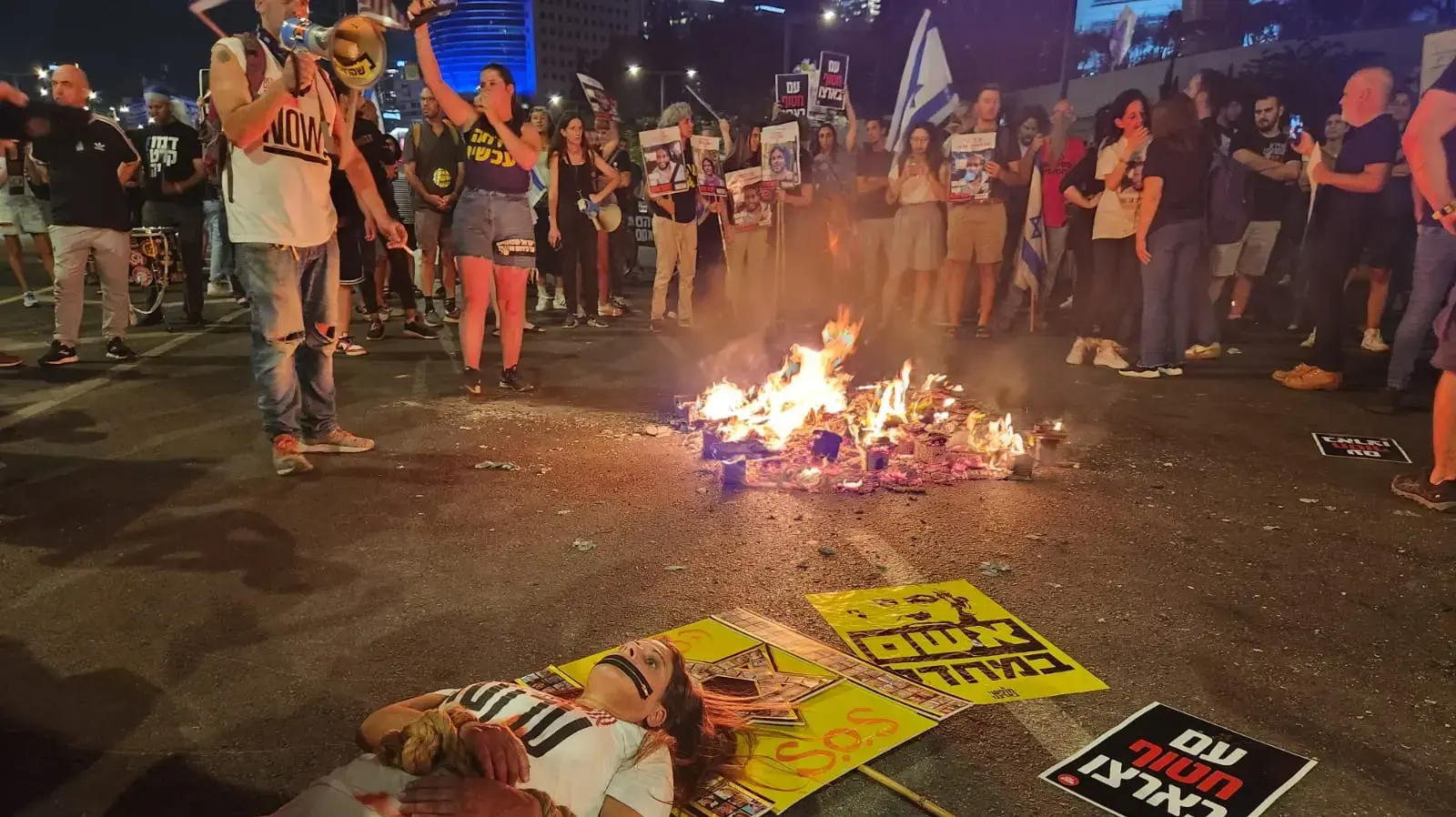 הפגנות בשער בגין הפגנות בשער בגין