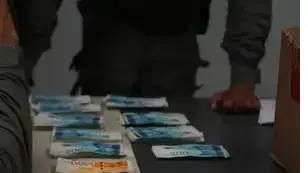 תיעוד מתפיסת של מאות סטרואידים וכדורי ויאגרה ומעל לאלף קופסאות של תוספי מזון לספורטאים שאינם מאושרים לשימוש תיעוד מתפיסת של מאות סטרואידים וכדורי ויאגרה ומעל לאלף קופסאות של תוספי מזון לספורטאים שאינם מאושרים לשימוש
