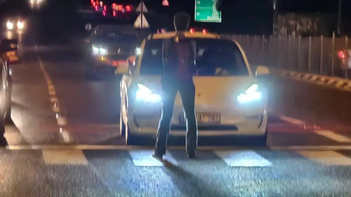 יולנדה יבור יולנדה יבור