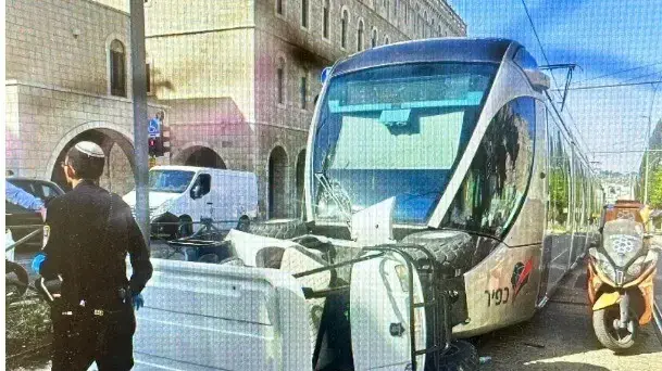 פצוע קשה כתוצאה מתאונת דרכים ברכבת הקלה ביורשלים 6ביוני 2024 פצוע קשה כתוצאה מתאונת דרכים ברכבת הקלה ביורשלים 6ביוני 2024