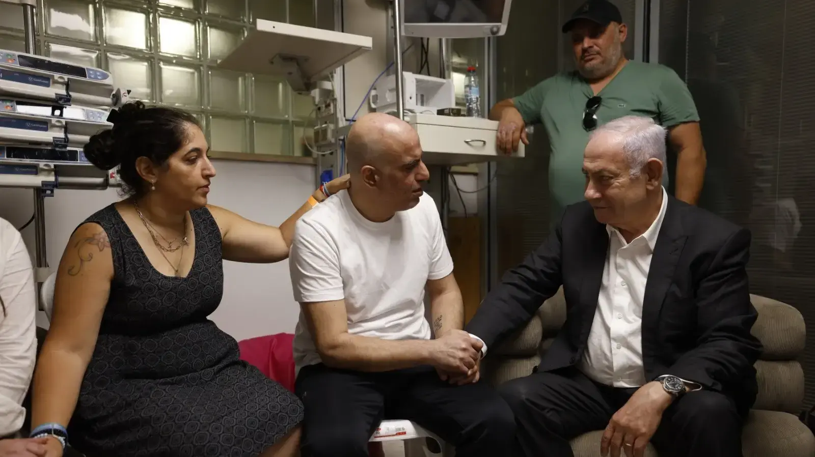 החטופים שחולצו מעזה נפגשו עם בני משפחותיהן, 9 ביוני 2024 החטופים שחולצו מעזה נפגשו עם בני משפחותיהן, 9 ביוני 2024