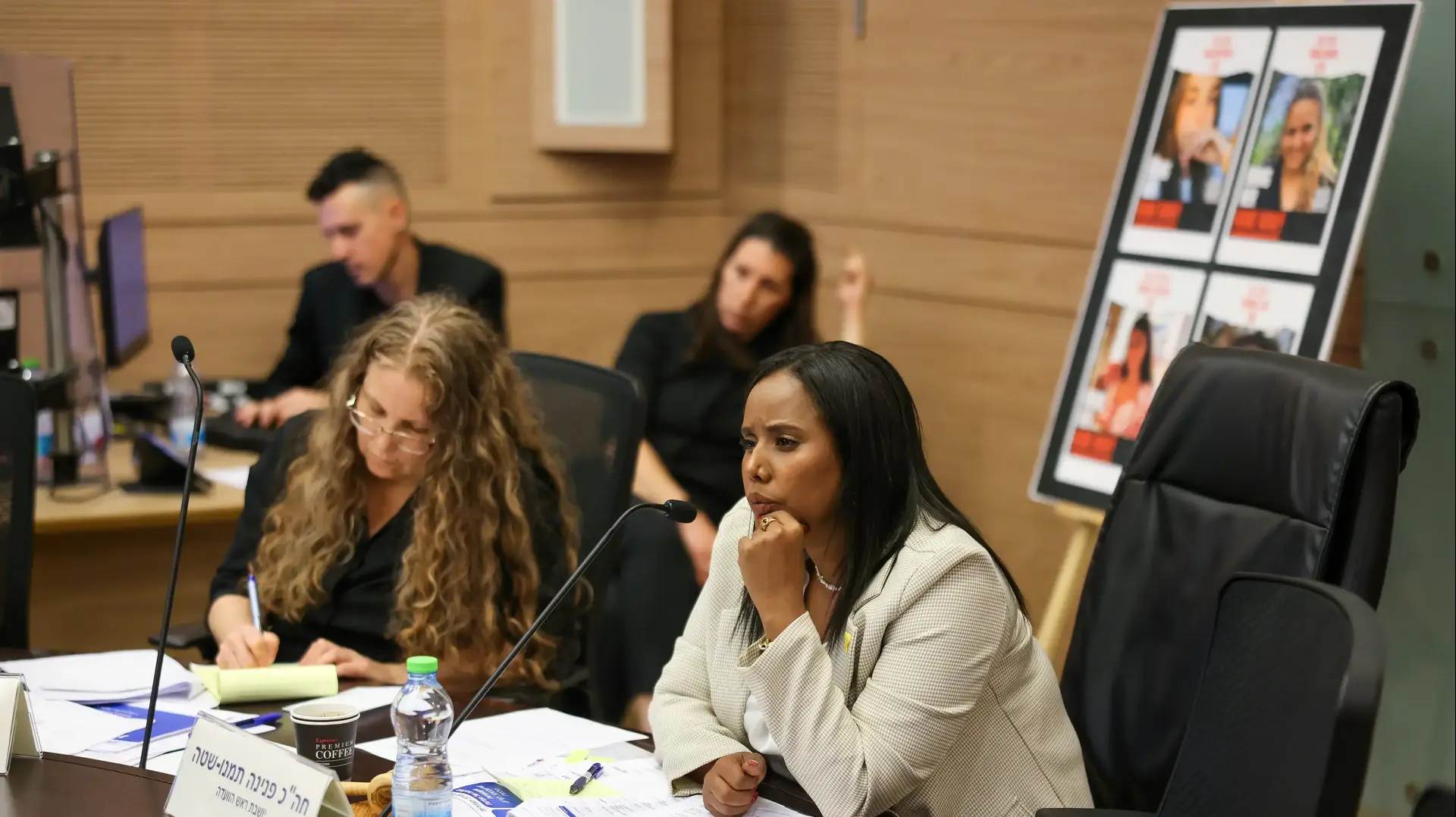 הוועדה לקידום מעמד האישה דנה באשפוז בהפרדה מגדרית בתחום בריאות הנפש. 18 ביוני 2024 הוועדה לקידום מעמד האישה דנה באשפוז בהפרדה מגדרית בתחום בריאות הנפש. 18 ביוני 2024