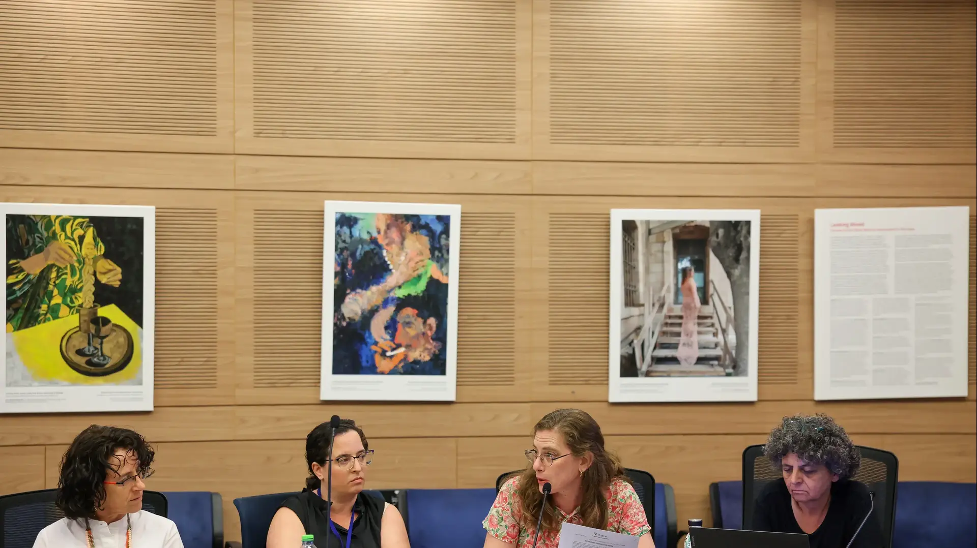 הוועדה לקידום מעמד האישה דנה באשפוז בהפרדה מגדרית בתחום בריאות הנפש. 18 ביוני 2024 הוועדה לקידום מעמד האישה דנה באשפוז בהפרדה מגדרית בתחום בריאות הנפש. 18 ביוני 2024