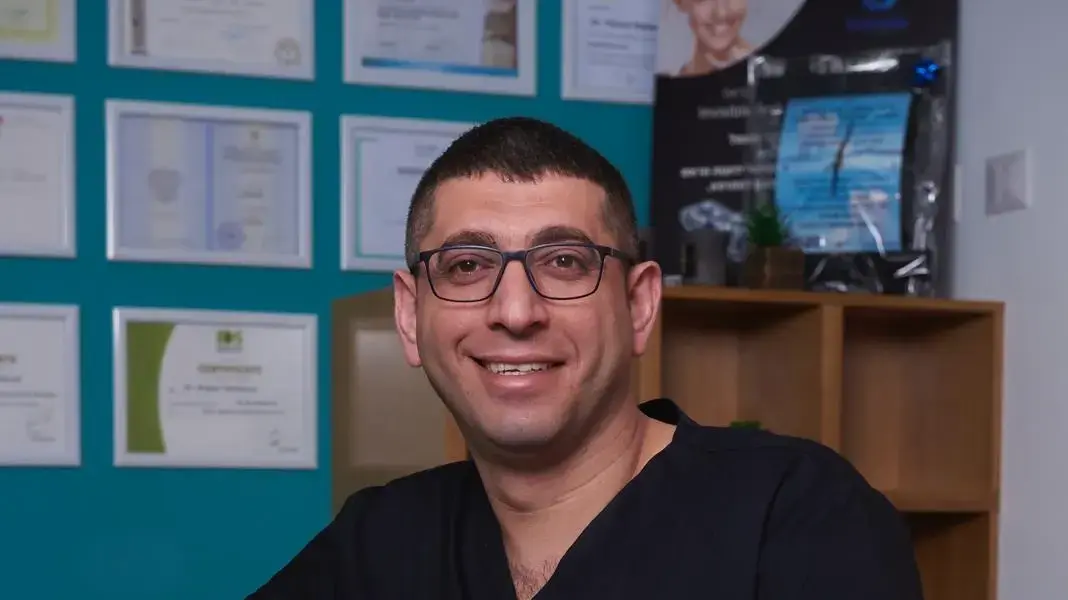ד''ר מחמוד ותד מרשת מרפאות השיניים דנטל אסתטיקס ד''ר מחמוד ותד מרשת מרפאות השיניים דנטל אסתטיקס