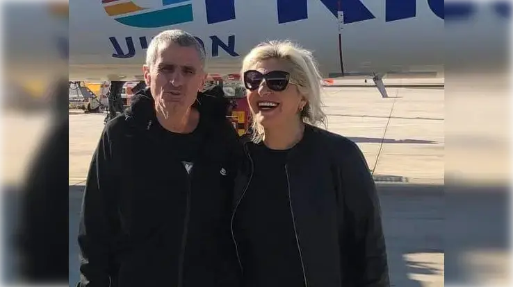 אמנון מוכתר מפתח תקווה עם אשתו אתי אמנון מוכתר מפתח תקווה עם אשתו אתי