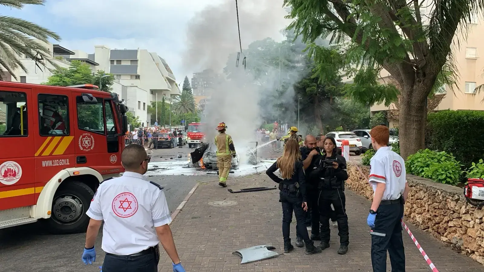 זירת פיצוץ הרכב בהרצליה זירת פיצוץ הרכב בהרצליה