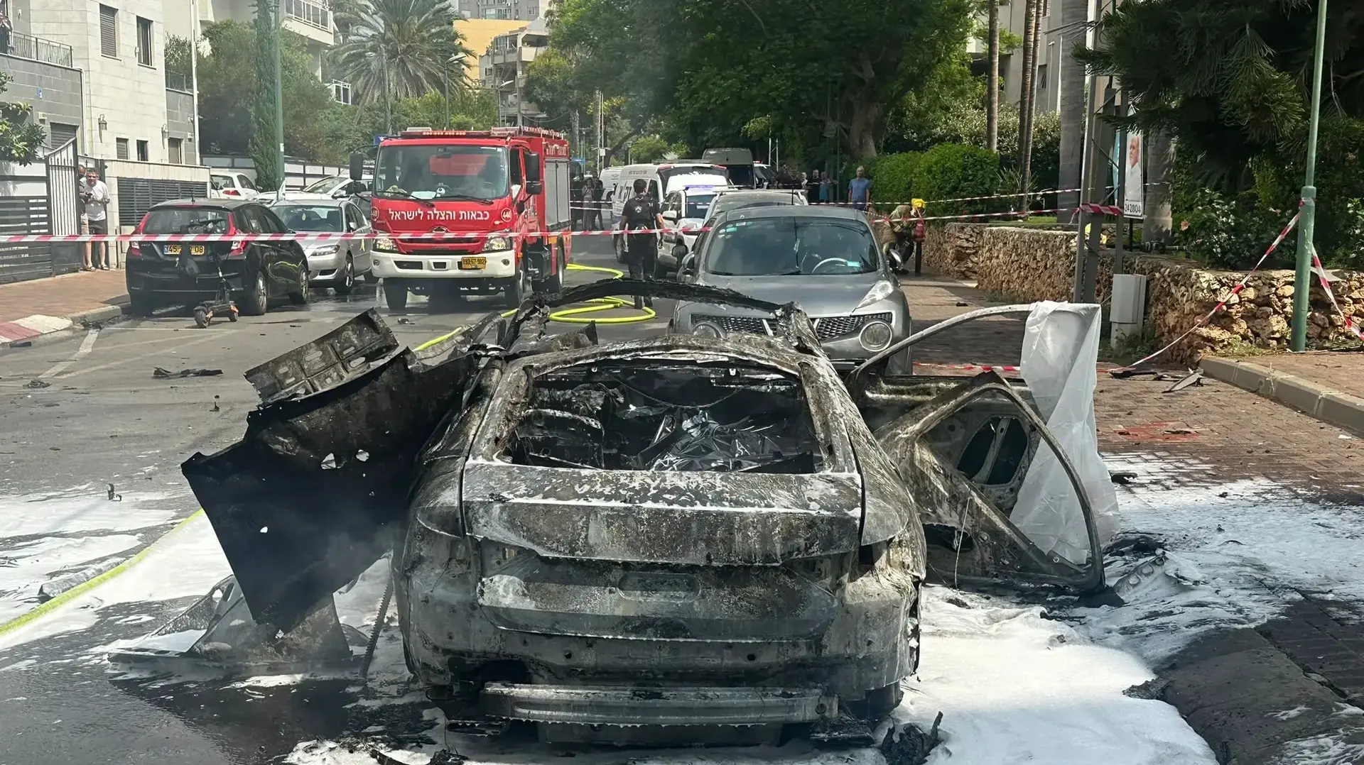 הרכב שהתפוצץ בהרצליה הרכב שהתפוצץ בהרצליה