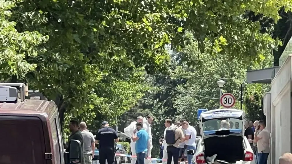 זירת התקיפה מחוץ לשגרירות ישראל בסרביה. 29 ביוני 2024