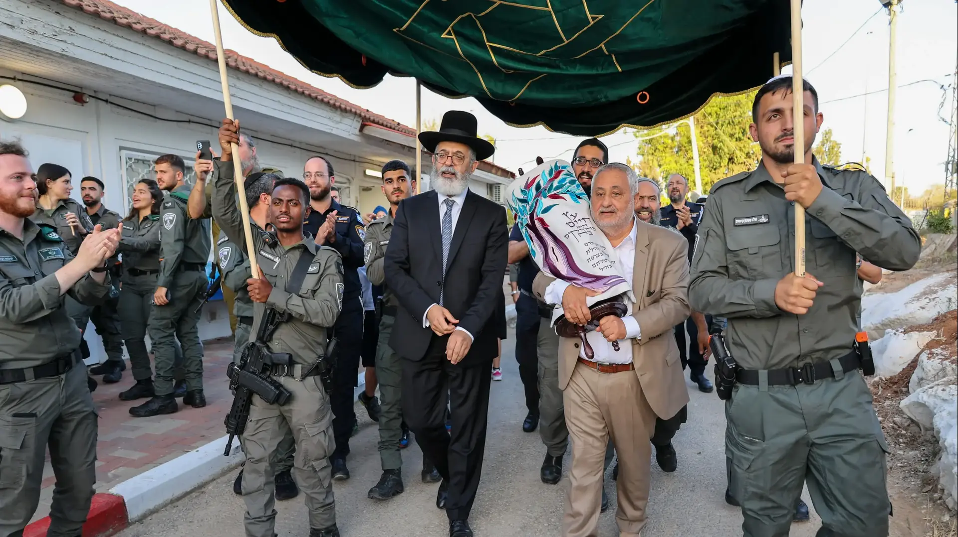 המעמד המרגש בבסיס צה"ל ביד מרדכי