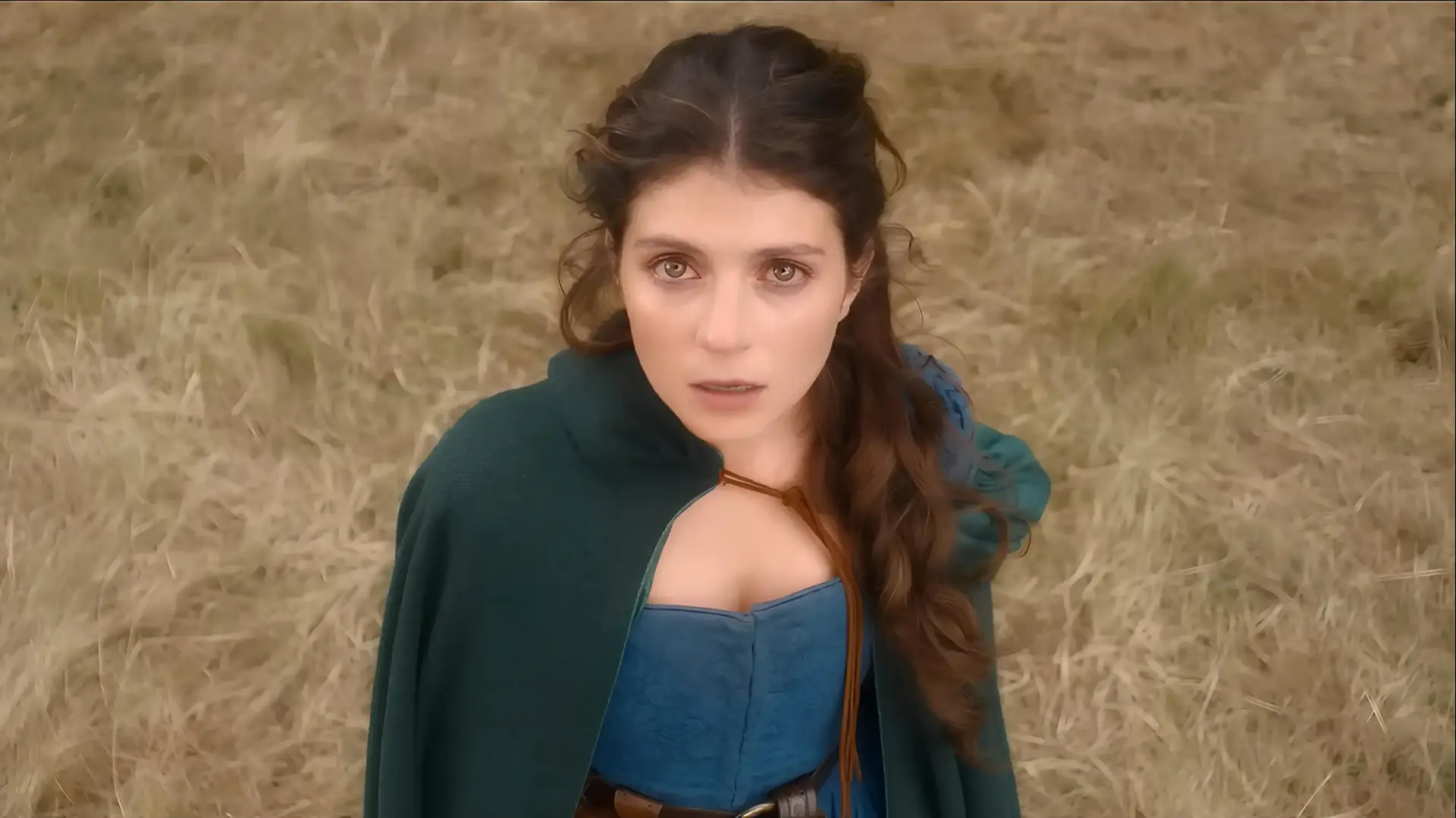 אמילי ביידר בסדרה "ליידי ג'יין שלי" (My Lady Jane) אמילי ביידר בסדרה "ליידי ג'יין שלי" (My Lady Jane)