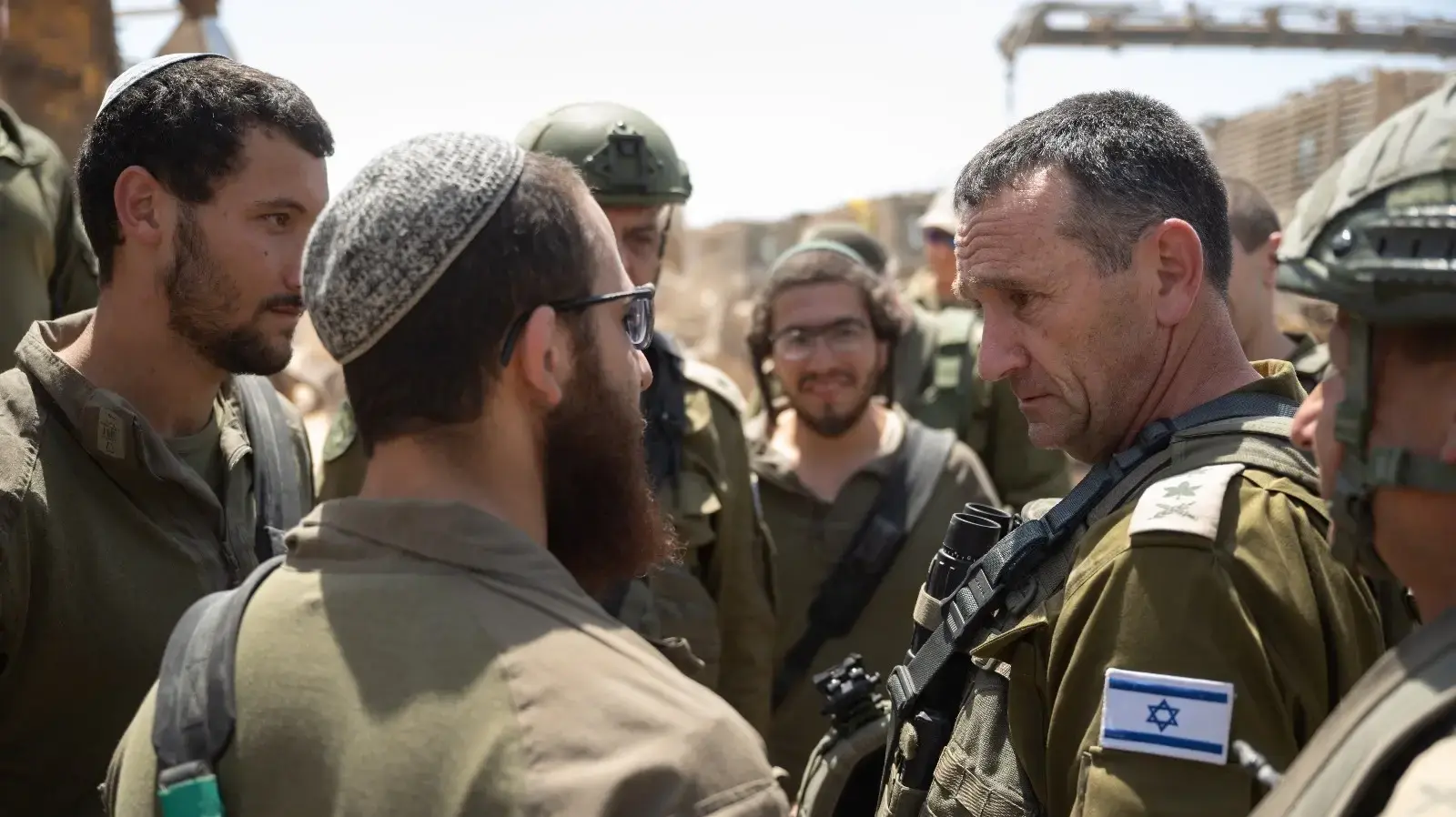 הרמטכ"ל ברפיח: אנחנו מתישים את הצד השני הרמטכ"ל ברפיח: אנחנו מתישים את הצד השני