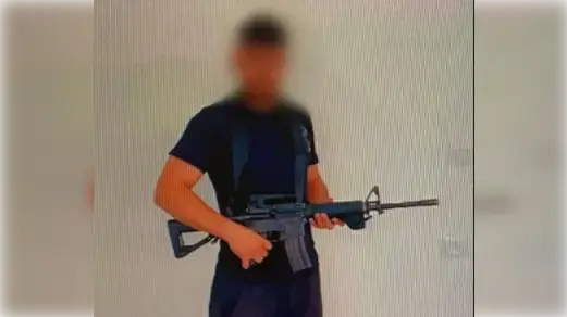 בני זוג מהגליל הצטלמו עם נשק שהוסלק בביתם בני זוג מהגליל הצטלמו עם נשק שהוסלק בביתם