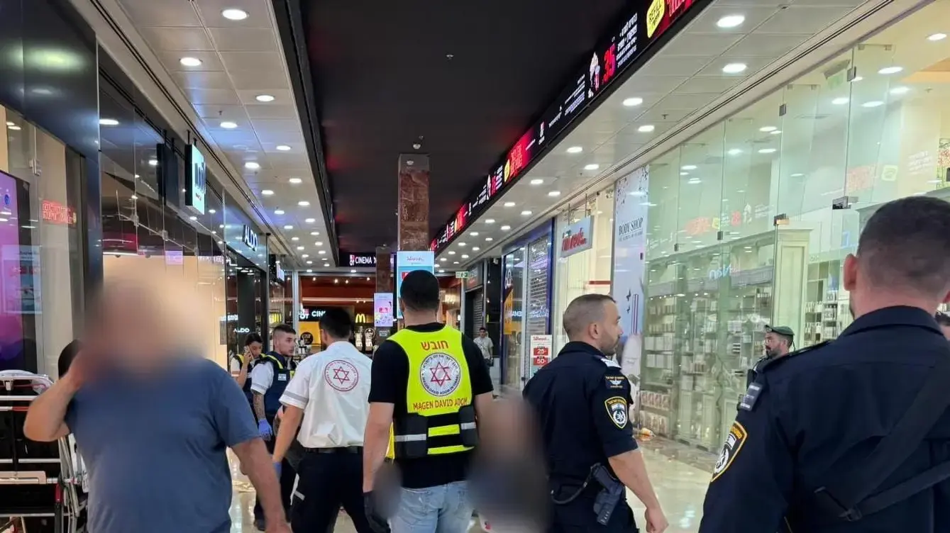 חשד לפיגוע בקניון בכרמיאל 3 ביולי 2024 חשד לפיגוע בקניון בכרמיאל 3 ביולי 2024