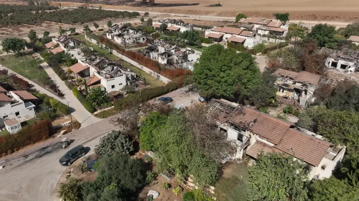 קיבוץ בארי לאחר טבח שבעה באוקטובר קיבוץ בארי לאחר טבח שבעה באוקטובר