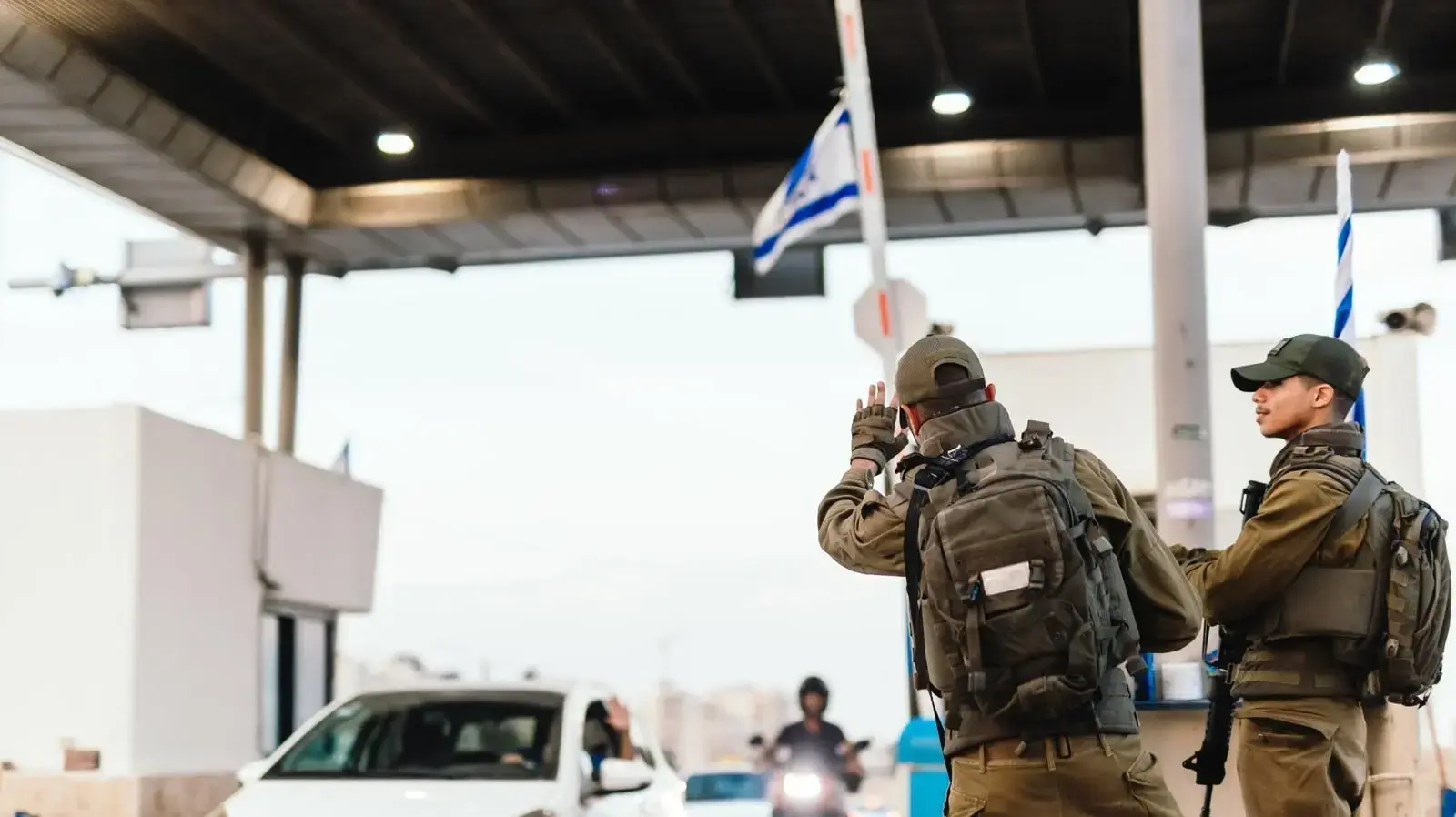 סגן מורן. סמ"פ במעברים, משטרה צבאית סגן מורן. סמ"פ במעברים, משטרה צבאית