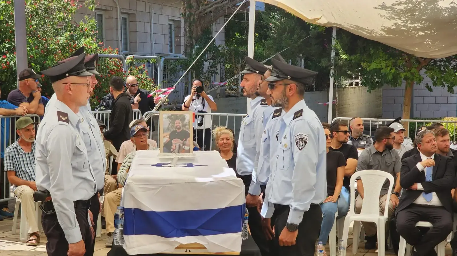 הלוויה של יוחאי שרגא אבני ז"ל הלוויה של יוחאי שרגא אבני ז"ל
