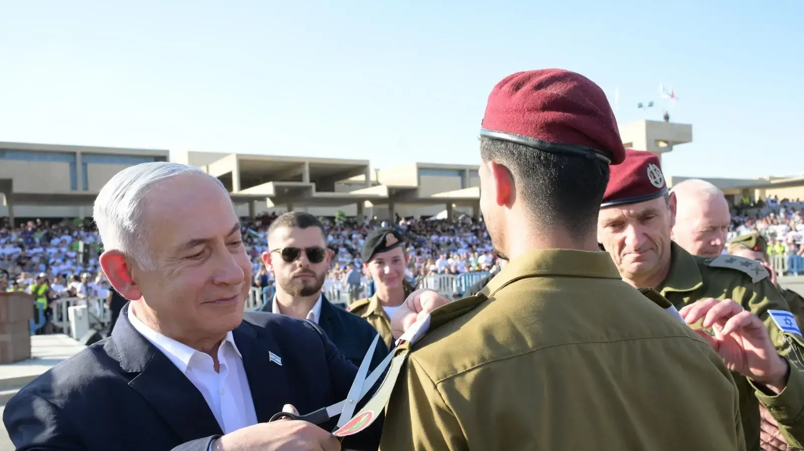 נתניהו בטקס סיום קורס קצינים, 11 ביולי 2024 נתניהו בטקס סיום קורס קצינים, 11 ביולי 2024
